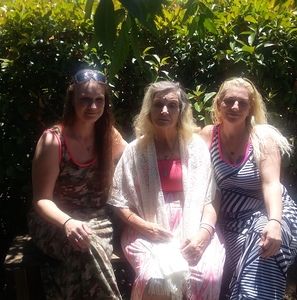 Meet your Posher, Janace